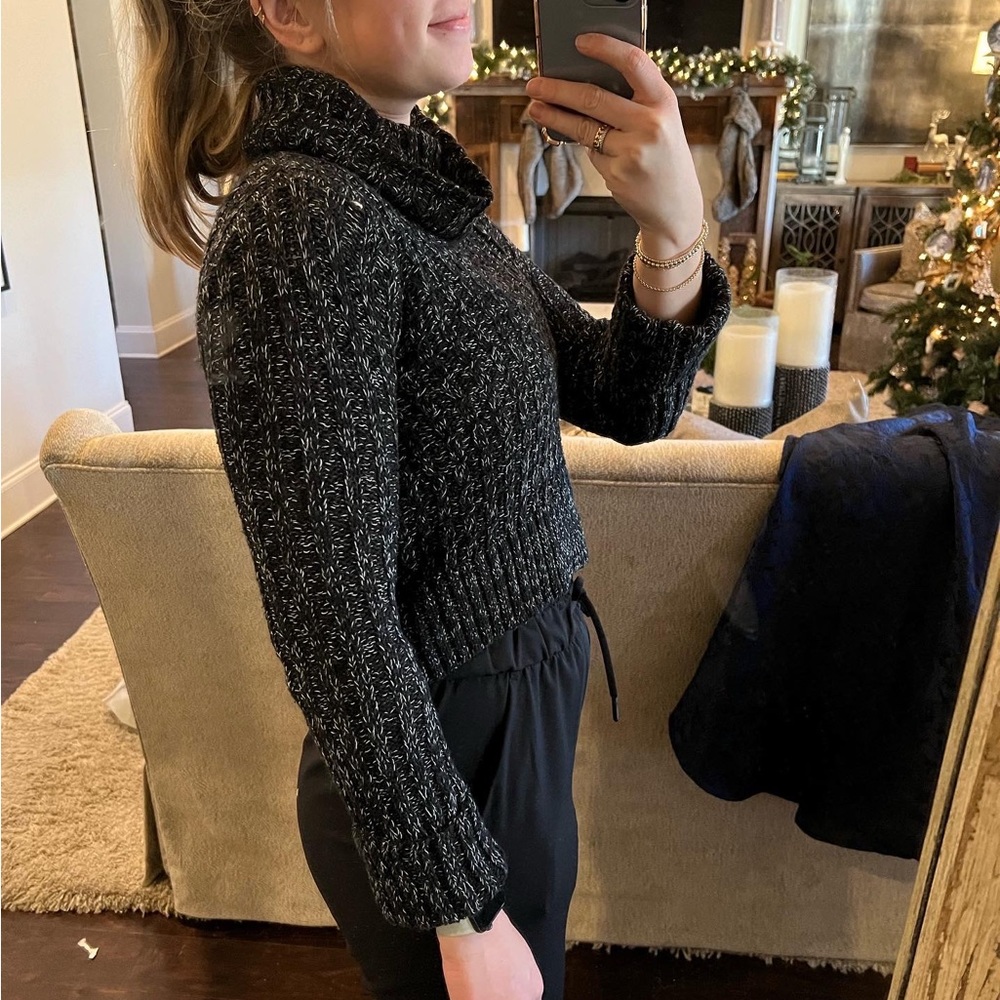 Free People Cropped Chunky Knit Turtleneck Sweater - Picture 3 of 7